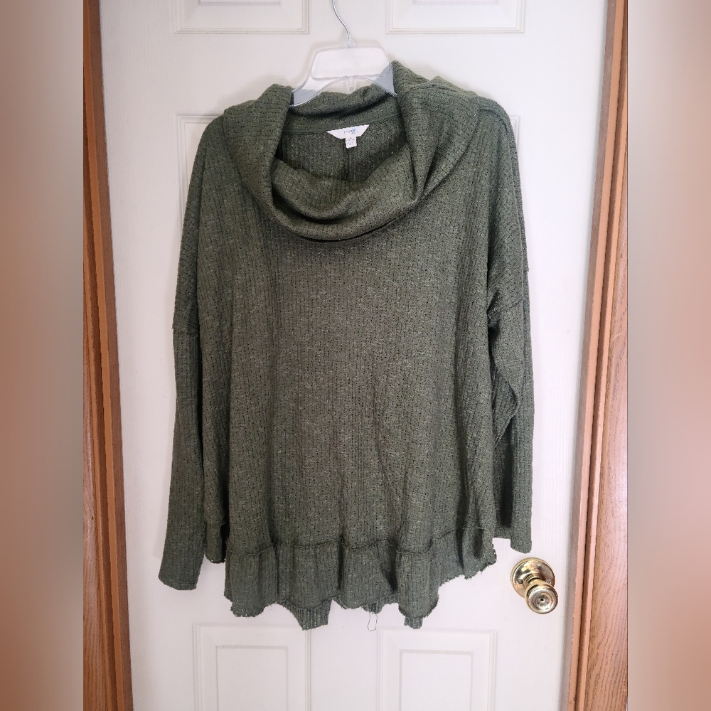 Cute Long Sleeve Top with cowl neck